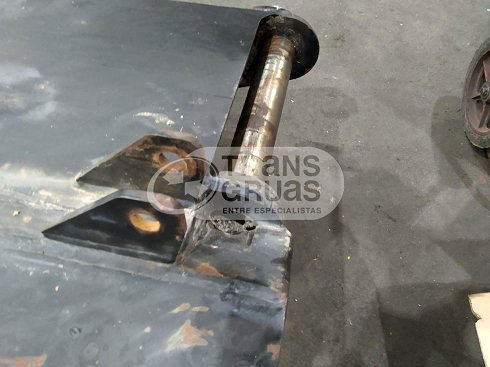 Brazo secundario grúa Hiab 330-5