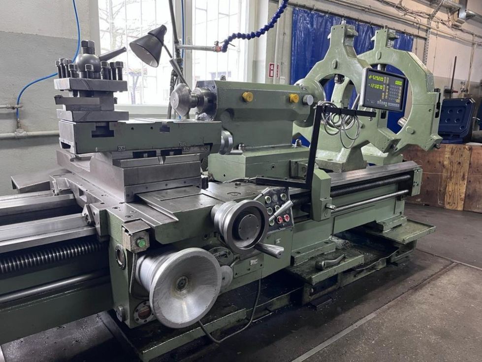 Centre lathe POREBA - TPK 90 A1 / 3