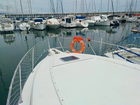 Open/runabout de 9,92 m de eslora