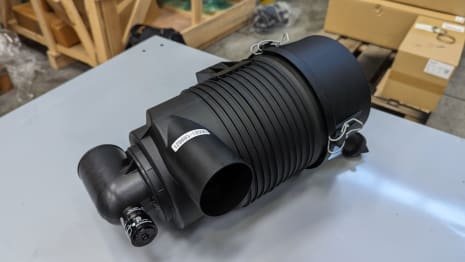 Air filter with connection hose intake (x2)