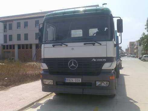 Camion Mercedes Actros 1831 Rampa