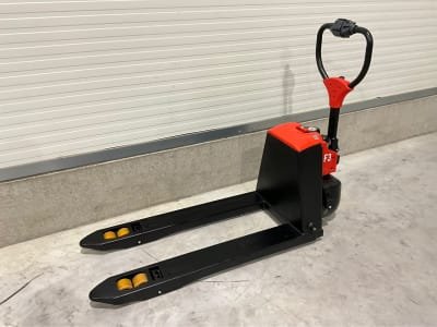 EP F3 EP F3 Electric pallet truck