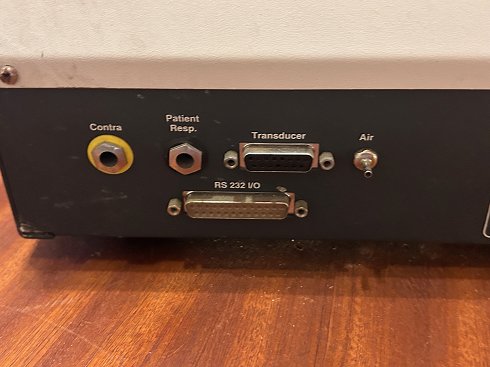 Audiómetro de impedancia Interacústica modelo AT22t