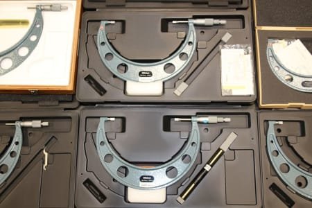 MITUTOYO 6 outside micrometers