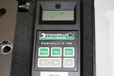 STAHLWILLE Sensotork electronic workshop testing device