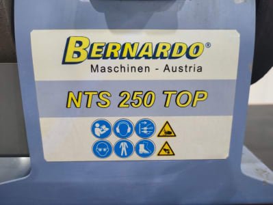 Afiladora con Refrigeración BERNARDO NTS 250 TOP