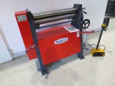 MEGEY MRM 90-700/3.5 Sheet metal bending machine