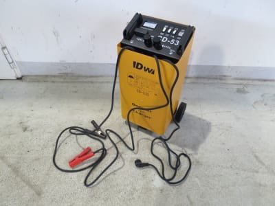 DW CD-530 Battery charger