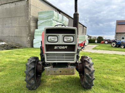 Tractor SHIBAURA SD2243