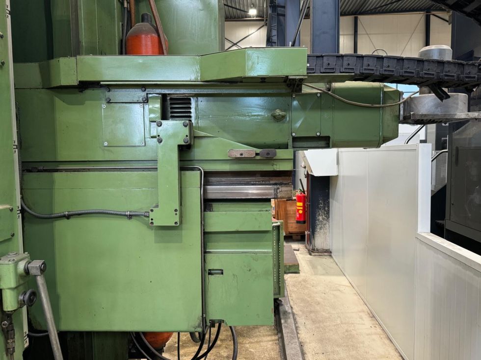 Bed type milling machine CORREA A25/50