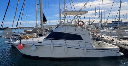 Barco de pasajeros de 13,40 m de eslora