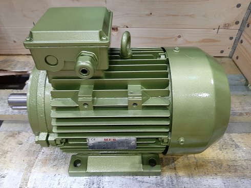 Motor trifásico MEB Tipo TA100L1-4  2.2 kW- SIN USAR
