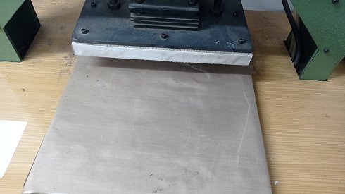 Máquina de planchar telas industrial Sogorbmac