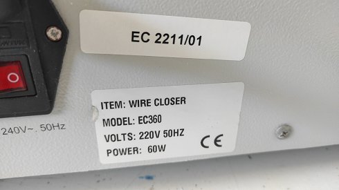 Máquina cerradora  EC360. L9