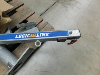 LOGIC LINE Auxiliary Loading Crane for Superstructures