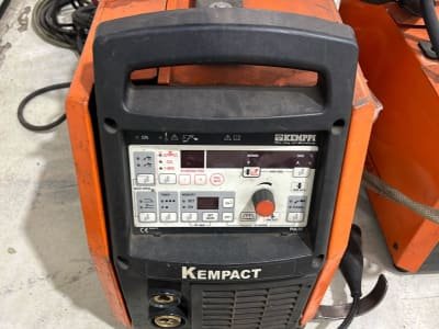 Dispositivo de soldadura KEMPPI Kempact Pulse 3000