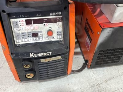 Dispositivo de soldadura KEMPPI Kempact Pulse 3000