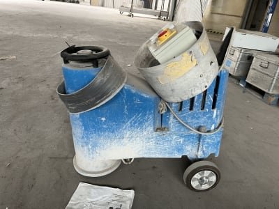 Floor grinding machine