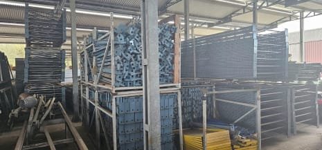 Warehouse rack