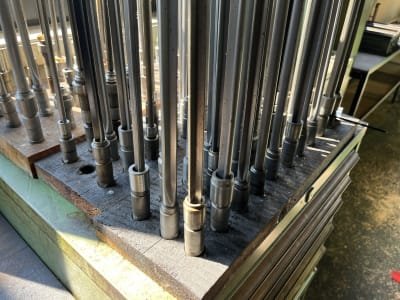 Lot Lipping deep hole drill