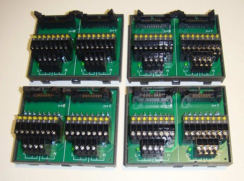 Lote de 4 módulos de conexión SIEMENS TPK DE 2X8 CANALES.  Terminales de Tornillo con LEDs.  (463)