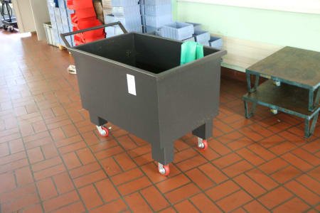 Chip transport trolley