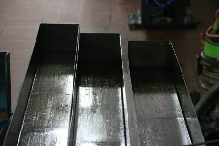 3 Material stands