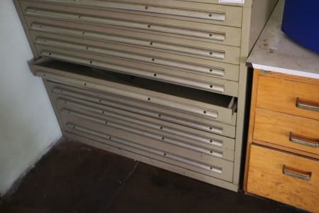 Workshop cabinet without contents