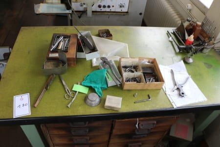 Workbench with contents