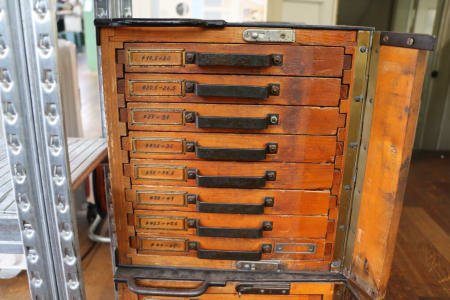 2 workshop cabinets with contents