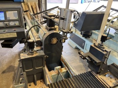 WCNC MCK3013 Wood lathe