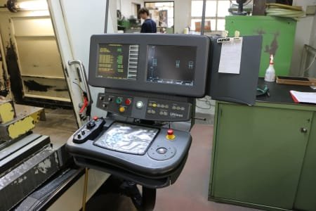 Centro de mecanizado CNC HURCO VMX30