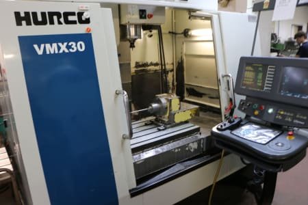 Centro de mecanizado CNC HURCO VMX30