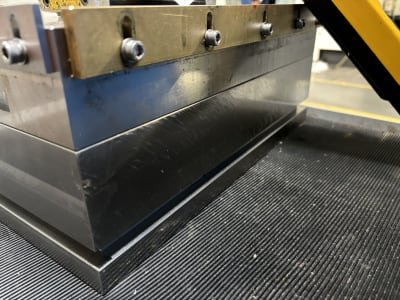 SAV 243.11-400x200 Magnetic clamping plate
