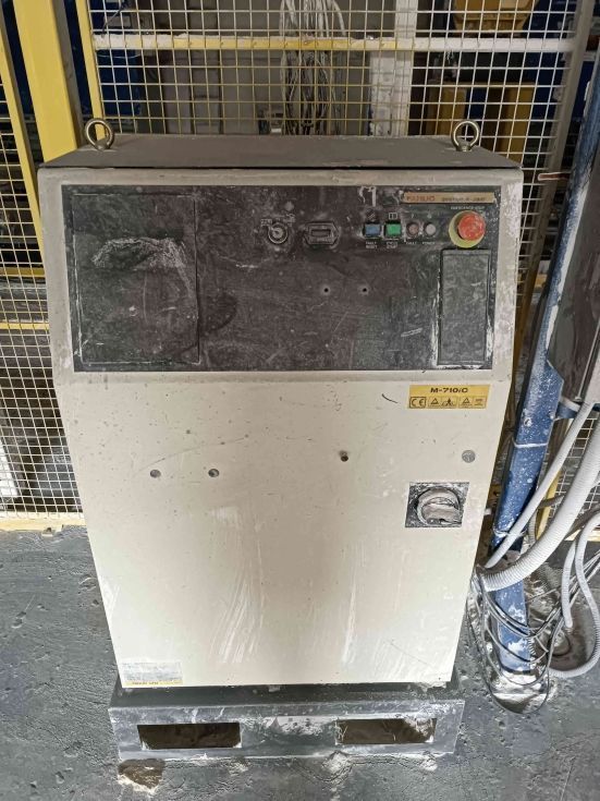 CÉLULA ROBOTIZADA CORTE FANUC M-710iC/50