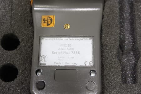 GE MIC 10 mobile hardness testing device