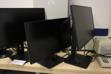 9 PC monitors