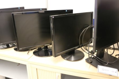 9 PC monitors