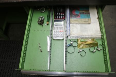 Workbench with contents