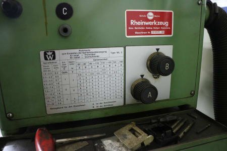 SKF 108 Drill grinding machine