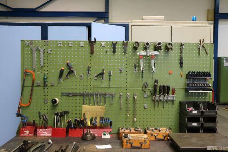 Workbench with contents