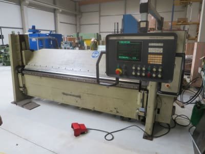 HERA UM IV folding machine