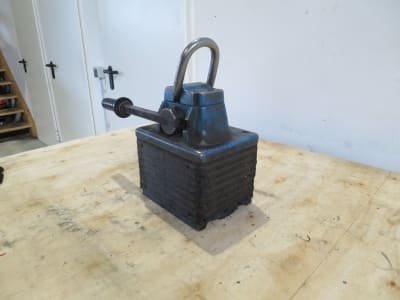 UNBEKANNT 01 / 28-3 load lifting magnet 2 pcs.