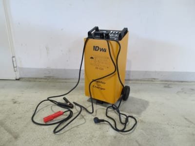 DW CD-530 Battery charger