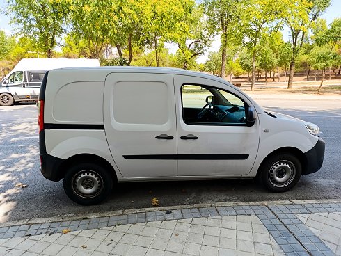 Renault Kangoo furgón diésel 90CV DCI 2019  -6295 KKZ