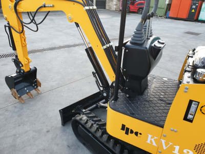 JPC KV12 Mini Excavator