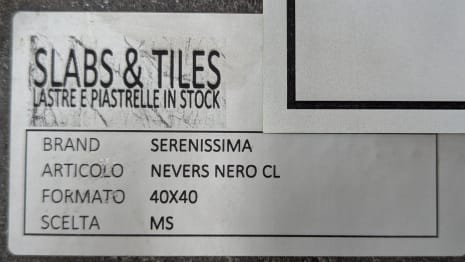 SERENISSIMA NEVERS NERO CL Lot of tiles 40 x 40 (approx. 435.20 MQ)