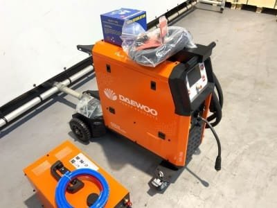 DAEWOO DAMIG350GDL Welding machine