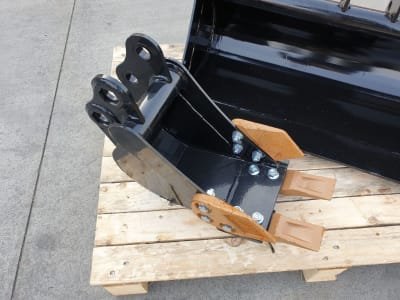 Bucket kit for excavators