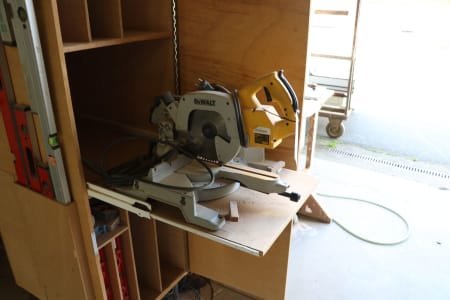 DEWALT DW701 Tool cabinet with chop and mitre saw